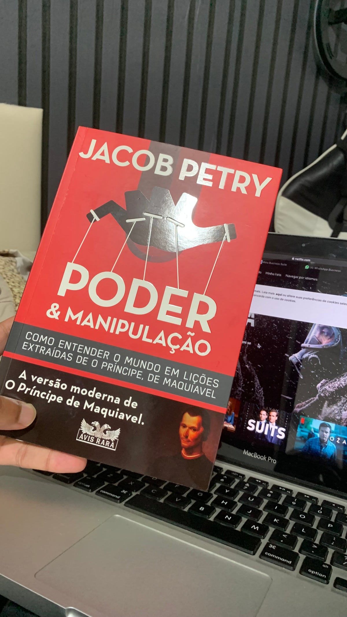 Livro as 48 leis do poder
